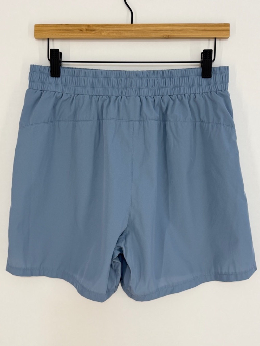 Alphalete Men's Core Stride Performance Shorts Light Blue Size Large Athletic - Picture 2 of 5